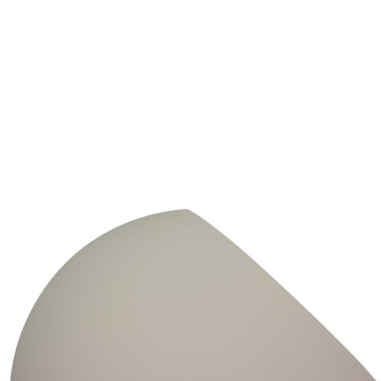 A close-up view of the cream Occhio floor lamp reveals its modern elegance. Perfect for adding warmth to your living space.
