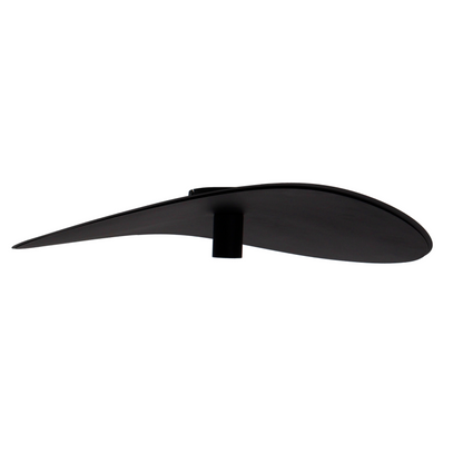 De zwarte Piatto plafondlamp heeft een strak ontwerp. Perfect voor een moderne uitstraling in elke kamer.