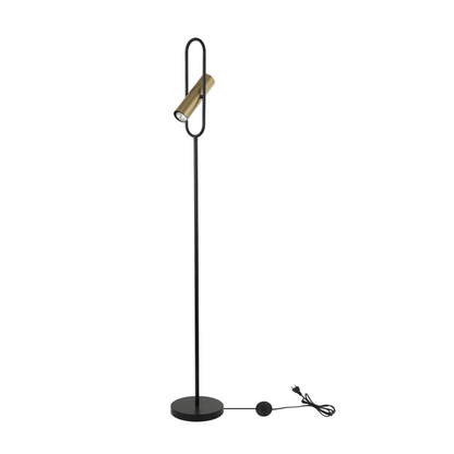 De gouden Reggio vloerlamp straalt klassieke elegantie uit. Perfect voor sfeervolle verlichting in jouw interieur.