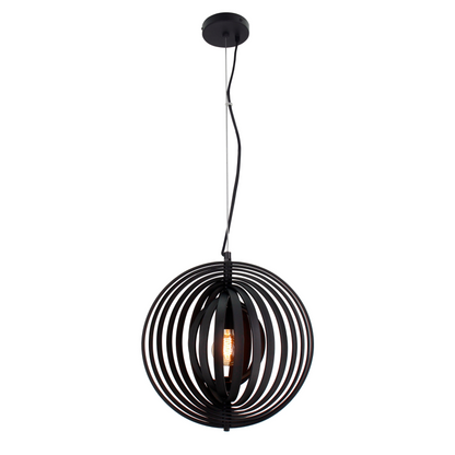 De zwarte Ring hanglamp aan een lange kabel creëert een stoere, industriële sfeer in iedere ruimte.