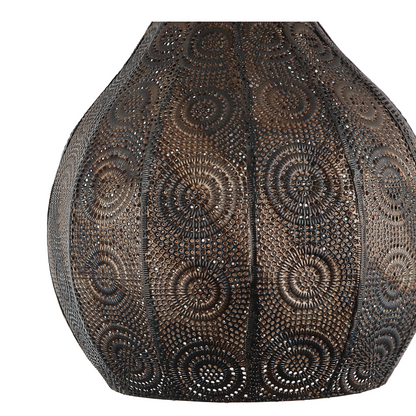 Detailweergave van de zwarte Rolo hanglamp. Een klassieke uitstraling die elke ruimte karakter en sfeer geeft.