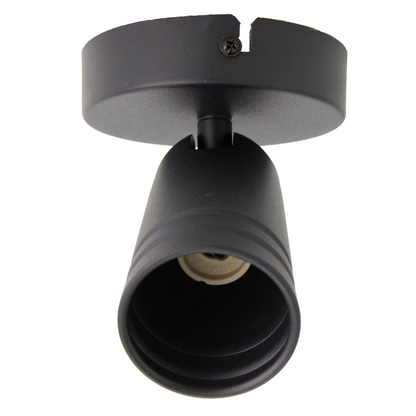 Deze zwarte plafondlamp uit de Spero-serie geeft een industrieel accent aan je interieur. Ideaal voor sfeervolle verlichting.