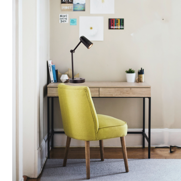 De zwarte Spero tafellamp heeft een industrieel design. Perfect voor een sfeervolle toevoeging aan je interieur.
