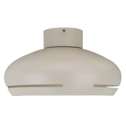 Detail van de crèmekleurige Striscia plafondlamp met een modern ontwerp.