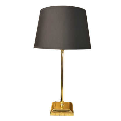 De gouden lampenvoet T-80 in klassiek design voegt een luxe touch toe aan jouw interieur.