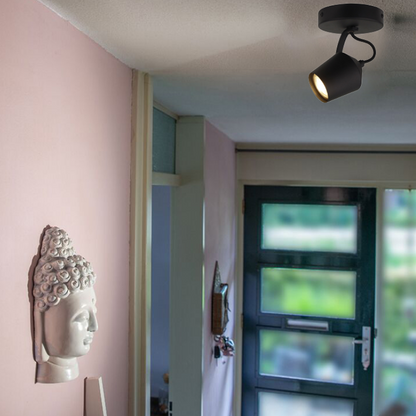 Moderne zwarte plafondlamp Tavola voegt een eigentijdse touch toe aan je interieur. Perfect voor sfeervolle verlichting!