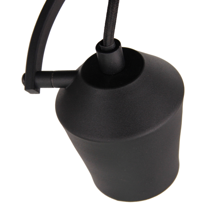 De zwarte Tavola plafondlamp heeft een modern design en is perfect voor sfeervolle verlichting in elke kamer.