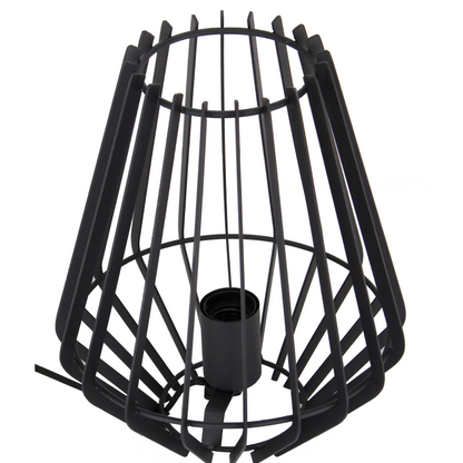Discover the bold design of the Tavola table lamp in black. A striking industrial touch for any modern setting.