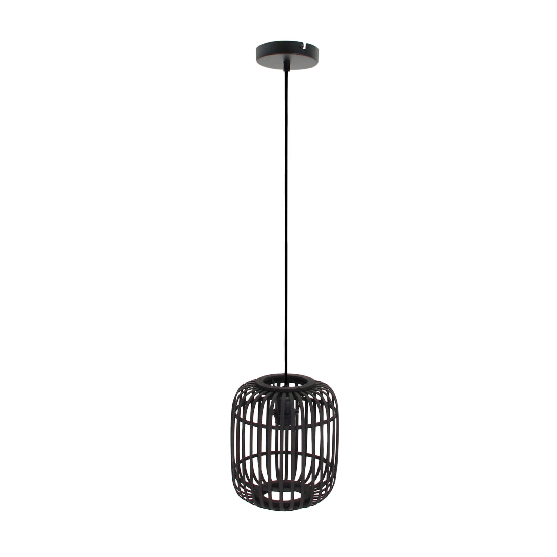 De zwarte bamboe hanglamp uit de Woven serie voegt een moderne touch toe aan je interieur.