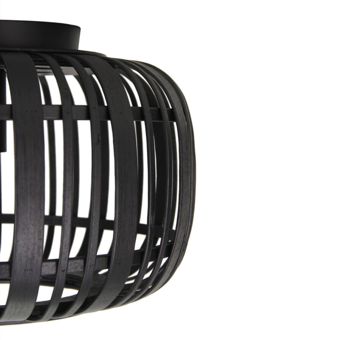 Fijn gedetailleerd design van de zwarte Rattan plafondlamp.