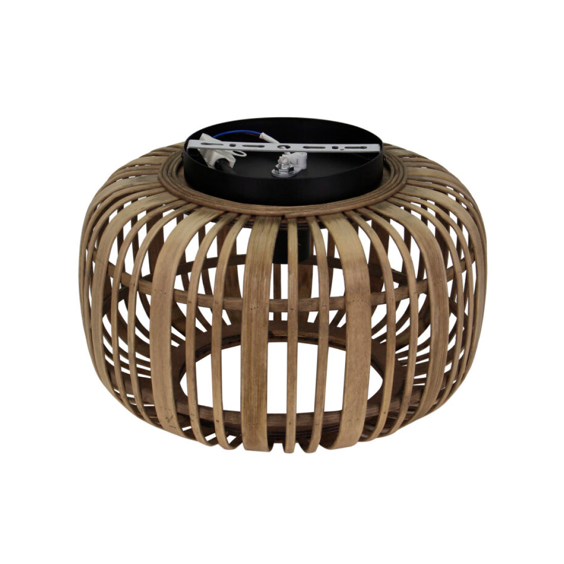 Bovenaanzicht van een bruine rattan plafondlamp. Deze unieke lamp voegt warmte en karakter toe aan jouw interieur.