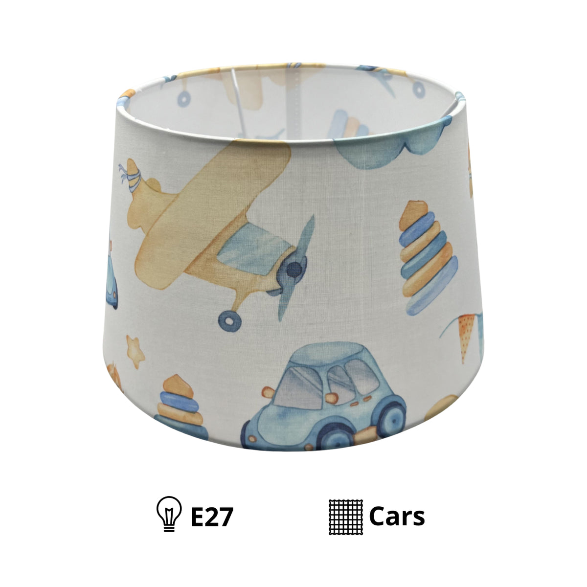 Deze unieke Cars tafellamp in gebroken wit voegt retro charme toe aan elke kamer.