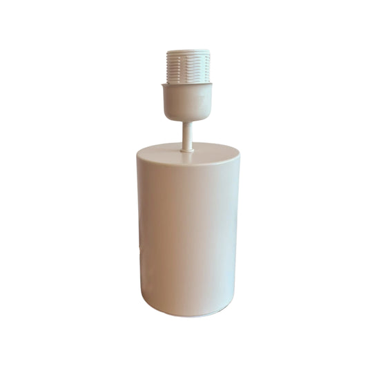 Strakke lampenvoet in crèmekleur met een modern design. Perfect voor het creëren van een stijlvolle sfeer in je interieur.