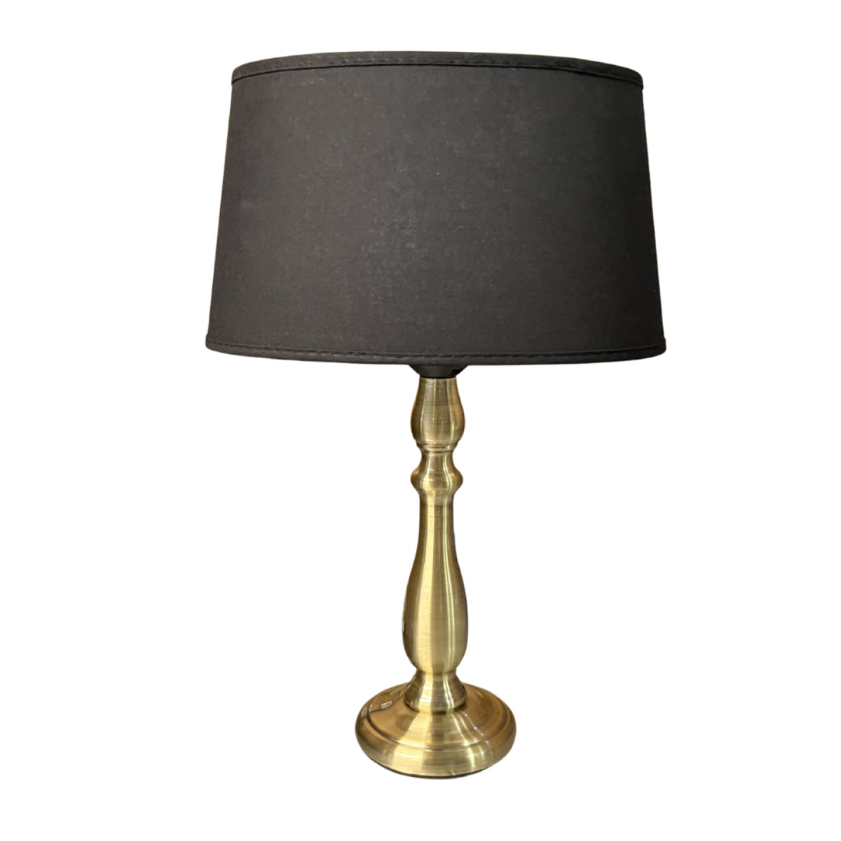 De bronzen lampenvoet straalt een warme sfeer uit in ieder interieur. Perfect voor het creëren van stijl en ambiance.