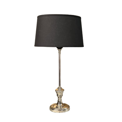 Deze nikkel lampenvoet geeft een klassieke uitstraling aan uw interieur. Combineer het met een mooie lampenkap voor sfeer.