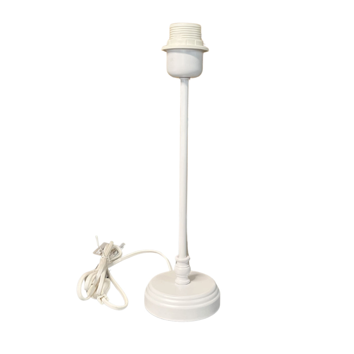De witte lampenvoet uit de Lampenfüße serie heeft een tijdloos ontwerp. Perfect voor elke stijl en sfeer in jouw interieur.