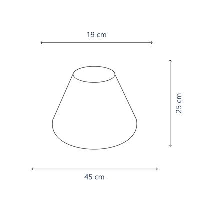 Een minimalistische lampenkap in crème voor een zachte, stijlvolle uitstraling. Perfect voor elke basisverlichting.