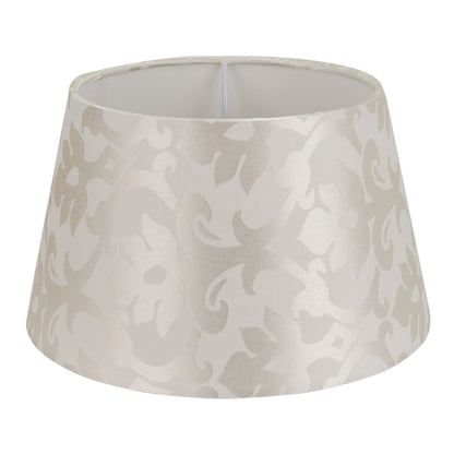 Beige lampenkap uit de Lampenschirme serie, met gouden accenten voor een warme, sfeervolle uitstraling in je interieur.