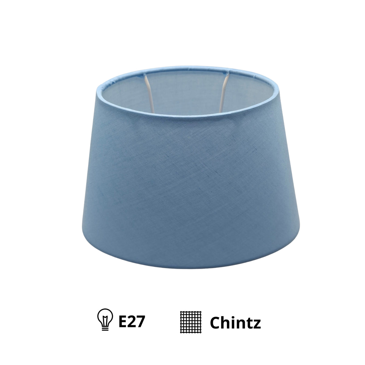Deze moderne lampenkap in stijlvol blauw voegt een frisse kleur toe aan elk interieur.