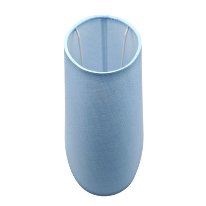Deze moderne lampenkap in prachtig blauw voegt een frisse touch toe aan je interieur. Perfect voor sfeervolle verlichting!