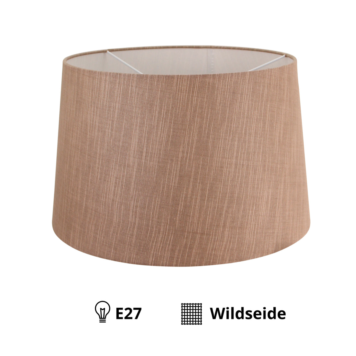 Deze lichtbruine lampenkap voegt een tijdloze charme toe aan elke ruimte. Perfect voor sfeervolle verlichting in huis.