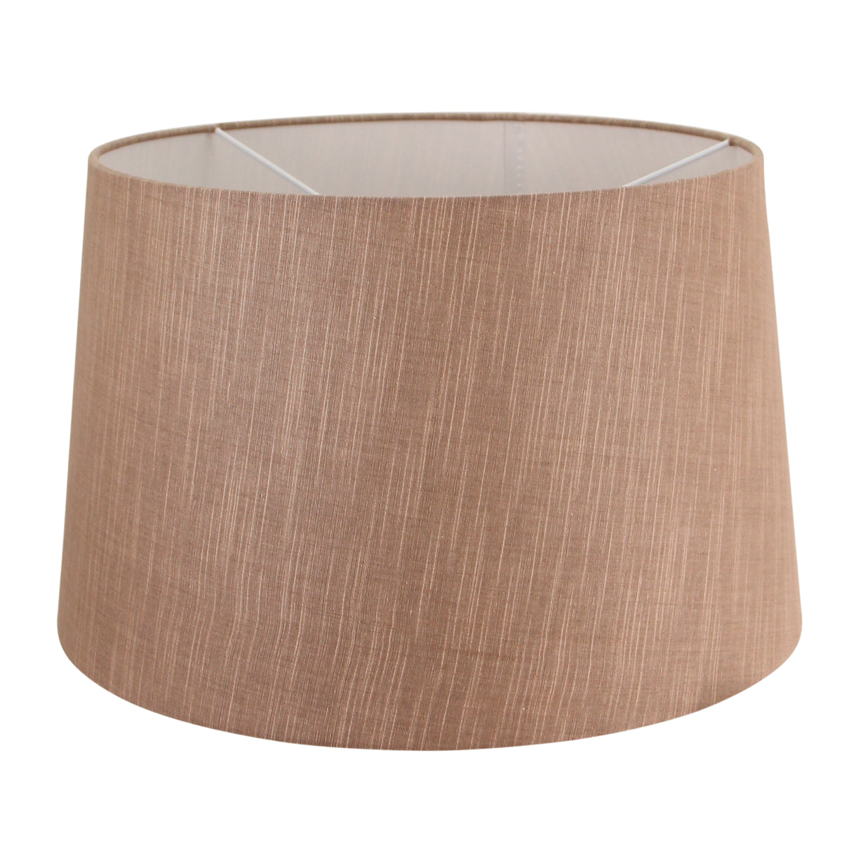 Deze tijdloze lampenkap in lichtbruin creëert een warme sfeer. Perfect voor een gezellige ambiance in elke ruimte.
