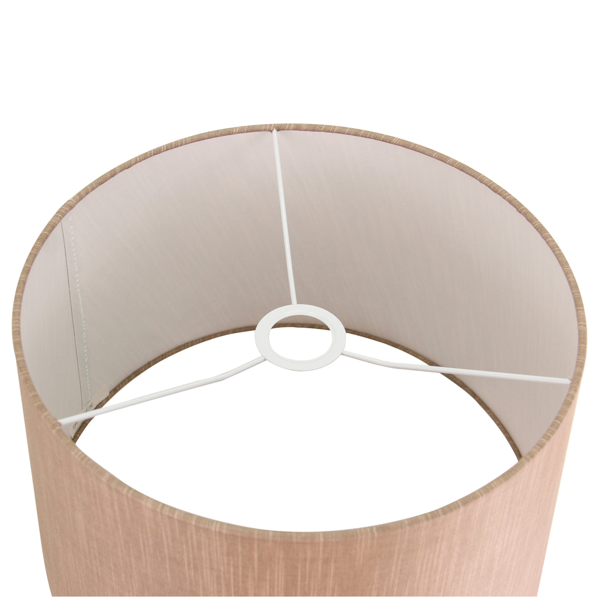 Deze lichtbruine lampenkap voegt een tijdloze charme toe aan je interieur. Perfect voor een warme, sfeervolle uitstraling.
