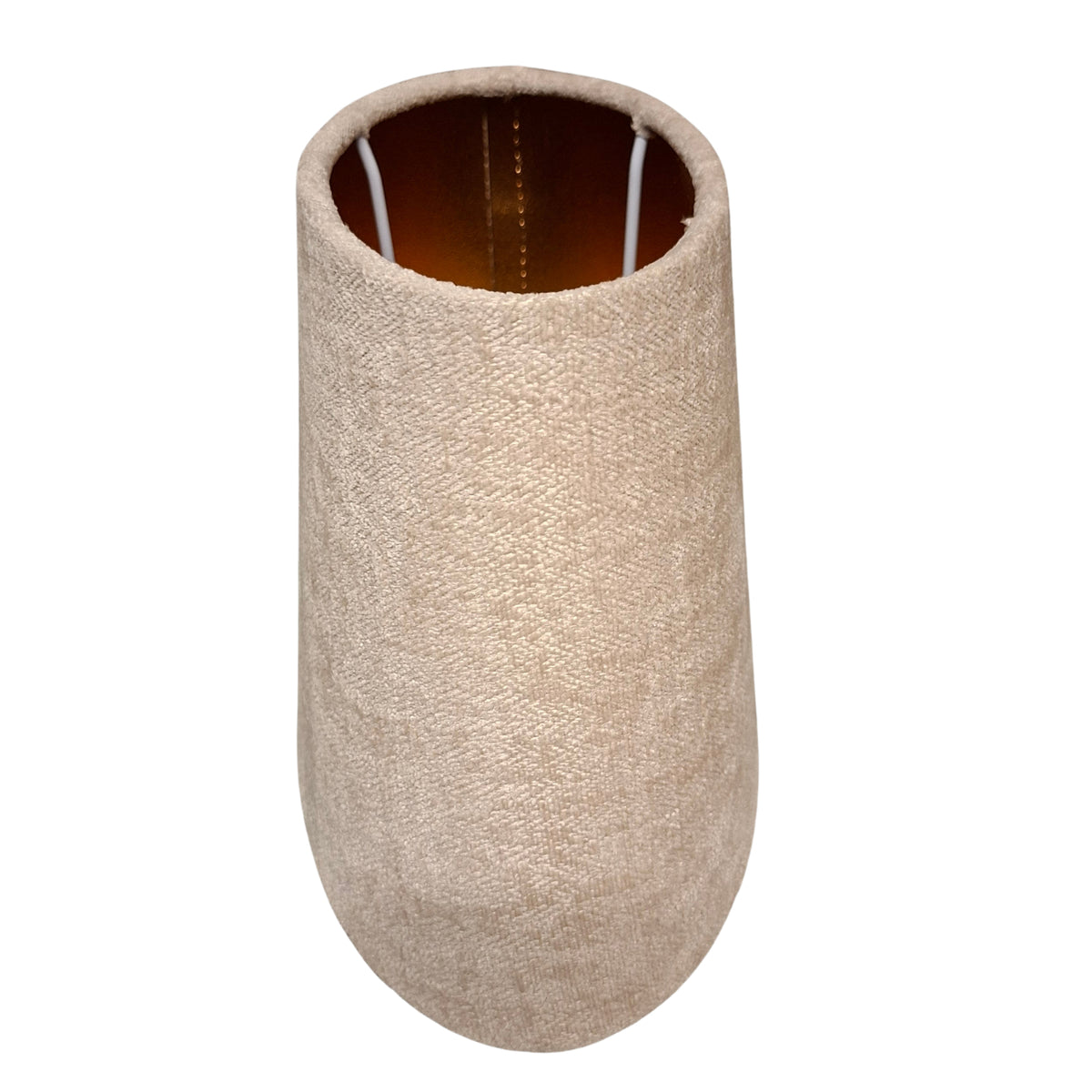 Verander je interieur met deze crèmekleurige velvet lampenkap. Een luxe toevoeging die warmte en stijl uitstraalt.