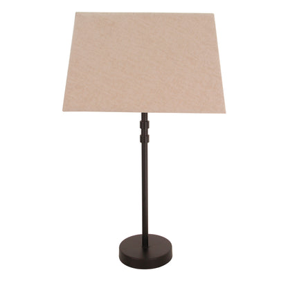 Een warme, crèmekleurige lampenkap die een gezellige sfeer creëert. Perfect voor een uitnodigende ambiance in elke ruimte.