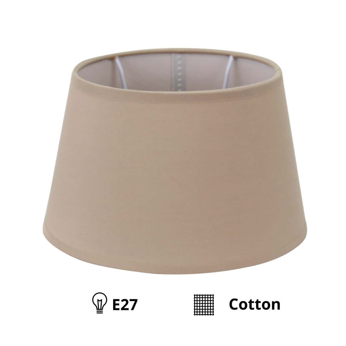 Deze lichtbruine lampenkap van katoen geeft een warme gloed aan je interieur. Perfect voor een sfeervolle ambiance.