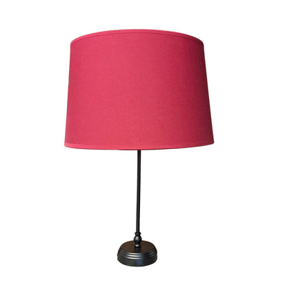 Vibrante rode lampenkap van katoen, perfect voor een frisse, moderne uitstraling in jouw interieur. Laat je ruimte stralen.