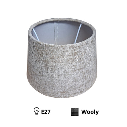 Minimalistische taupe lampenkap in wol voor een warme, moderne uitstraling. Perfect voor elke eigentijdse inrichting.