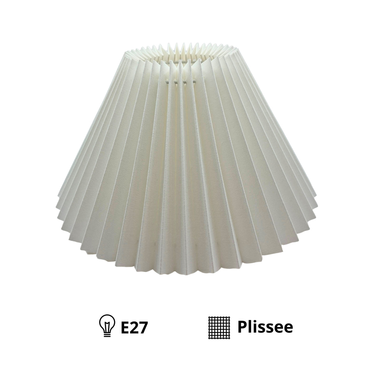 Deze tijdloze witte lampenkap van chintz past perfect in elke interieurstijl. Creëert een warme, sfeervolle ambiance.