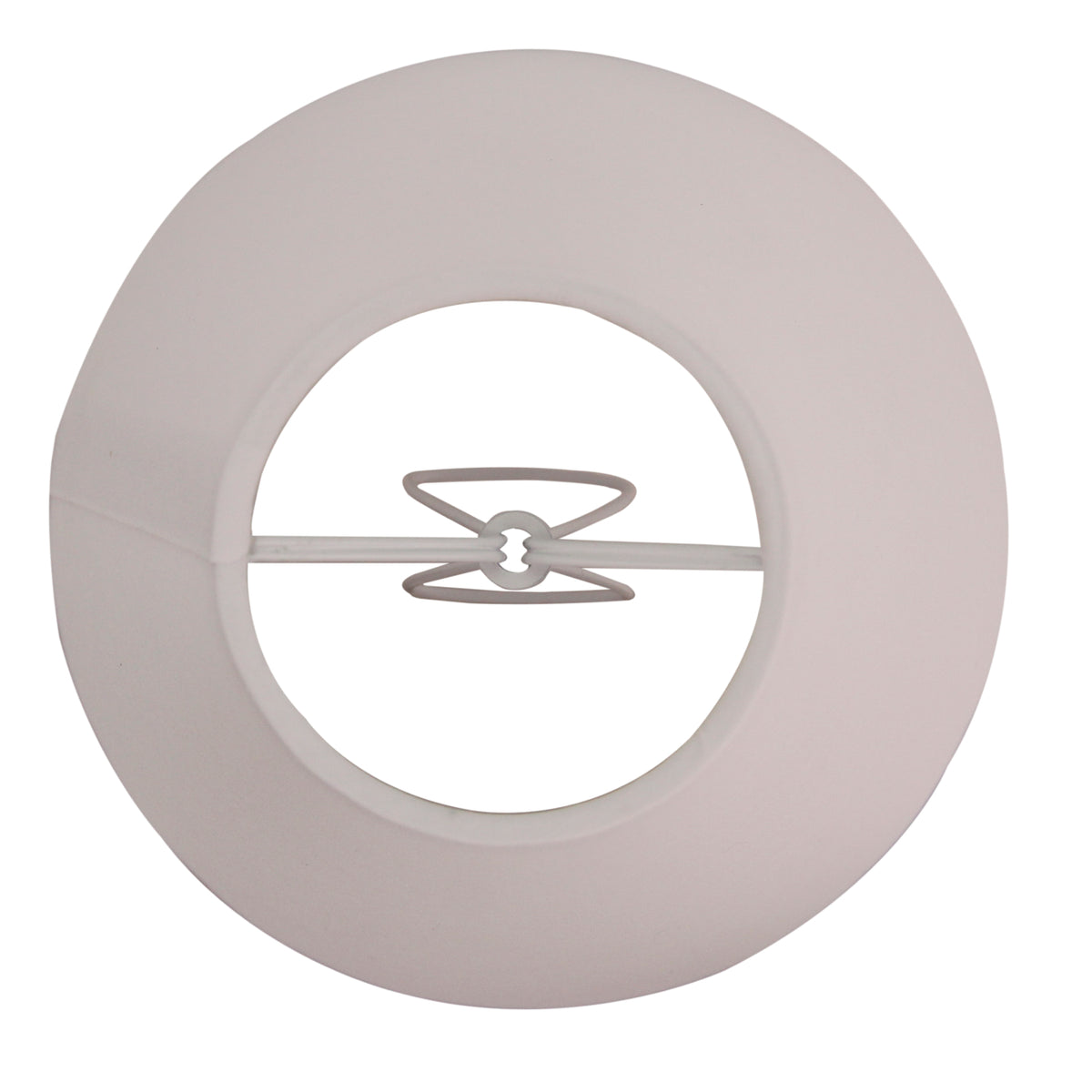 Deze witte lampenkap heeft een tijdloos ontwerp en past perfect in elk interieur. Creëert een warme en sfeervolle ambiance.
