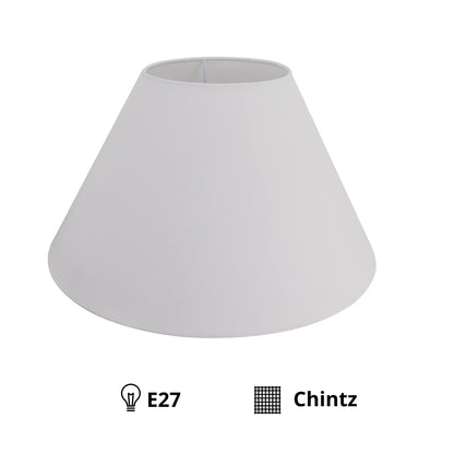 Elegante lampenkap in wit chintz voor een verfijnde uitstraling. Perfect om elke ruimte een frisse look te geven.