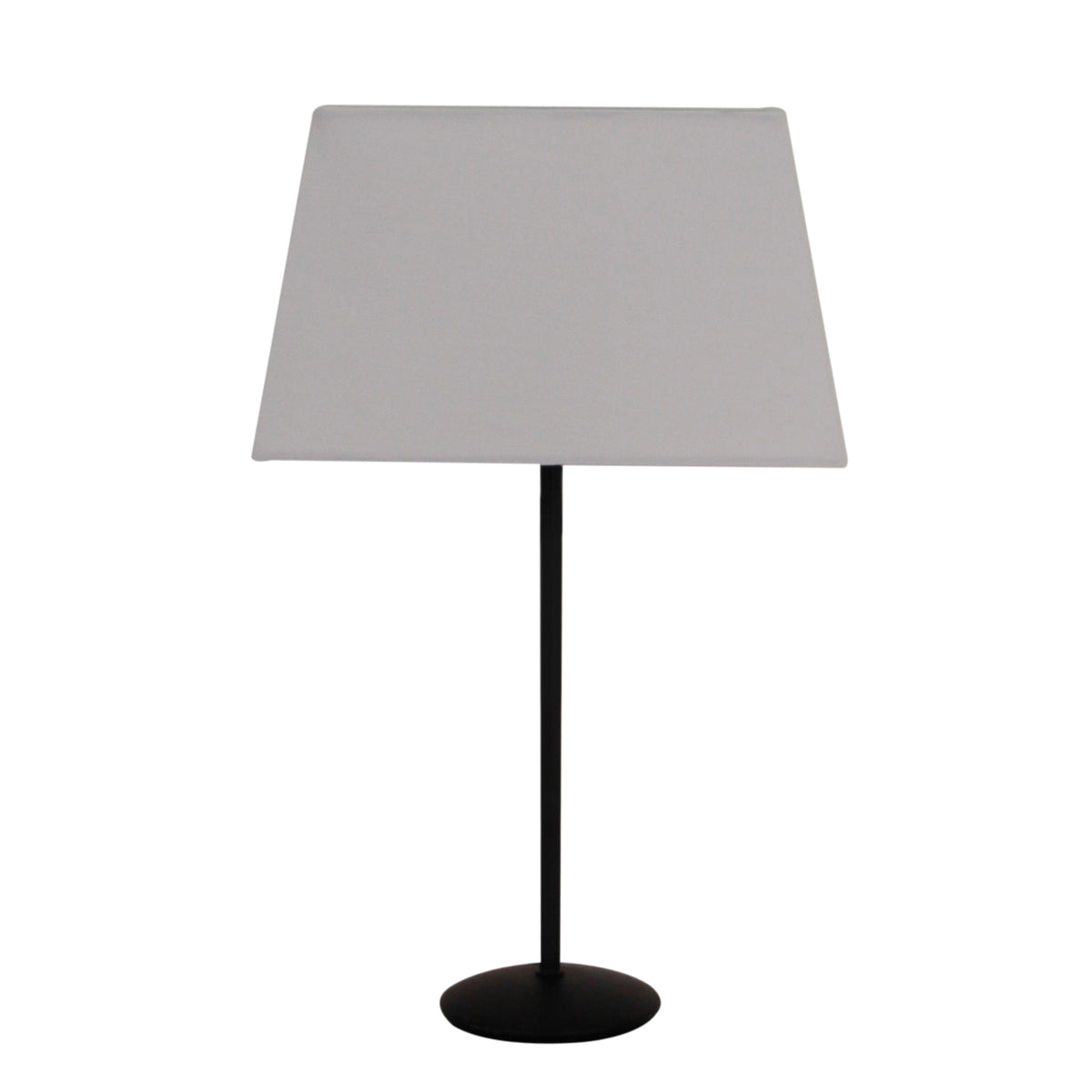Deze witte lampenkap geeft een frisse uitstraling aan elke kamer. Perfect voor het creëren van een warme sfeer.
