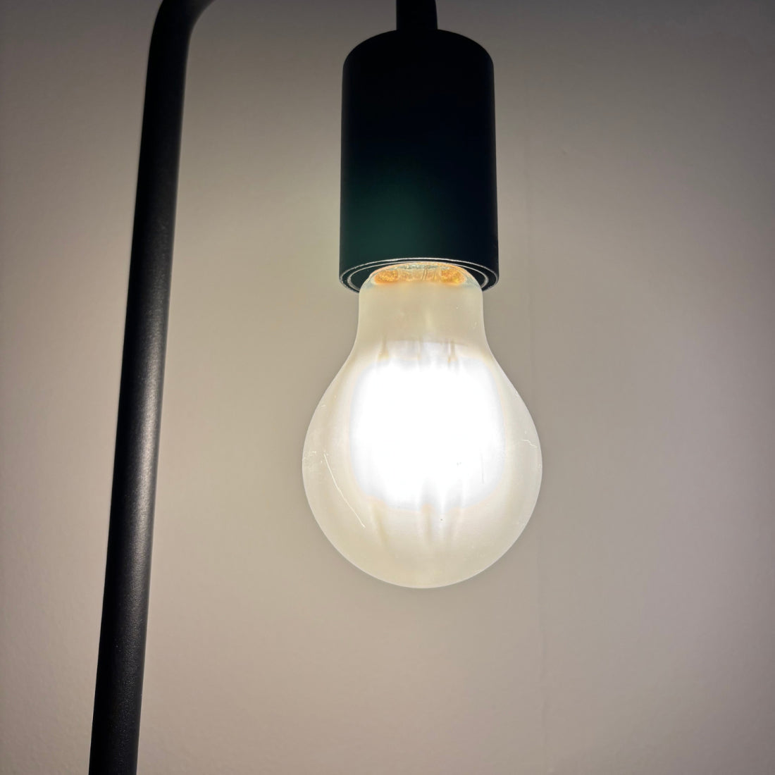 Transparante lichtbron uit de Lichtbron-serie voor een warme sfeer.