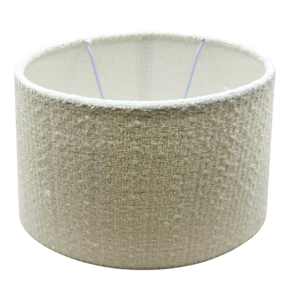 Deze moderne ovale lampenkap in crème geeft een warme uitstraling aan elk interieur. Perfect voor sfeervolle verlichting!