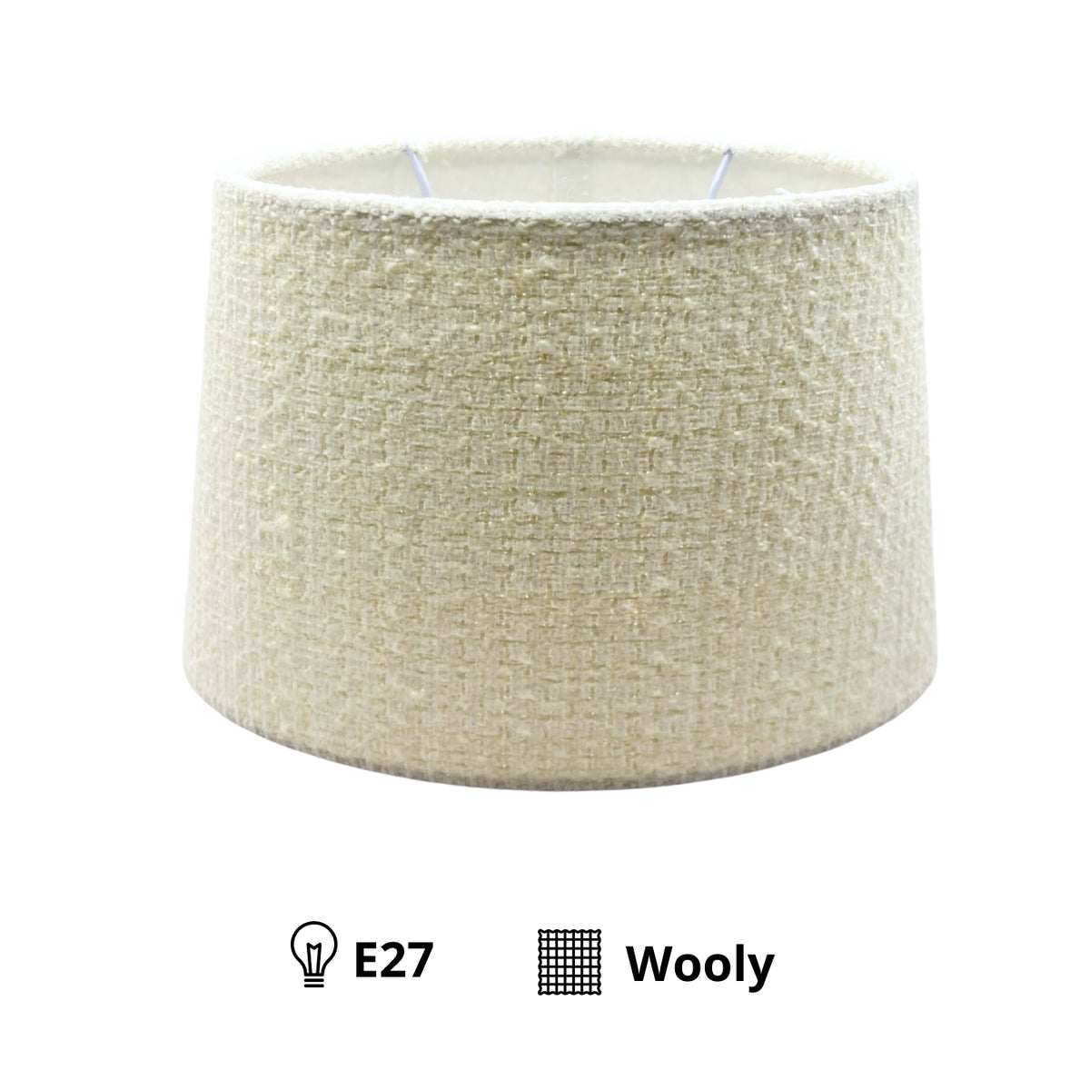 Dichtbijzicht van de crèmekleurige lampenkap Oval, perfect voor een moderne en sfeervolle touch in je interieur.