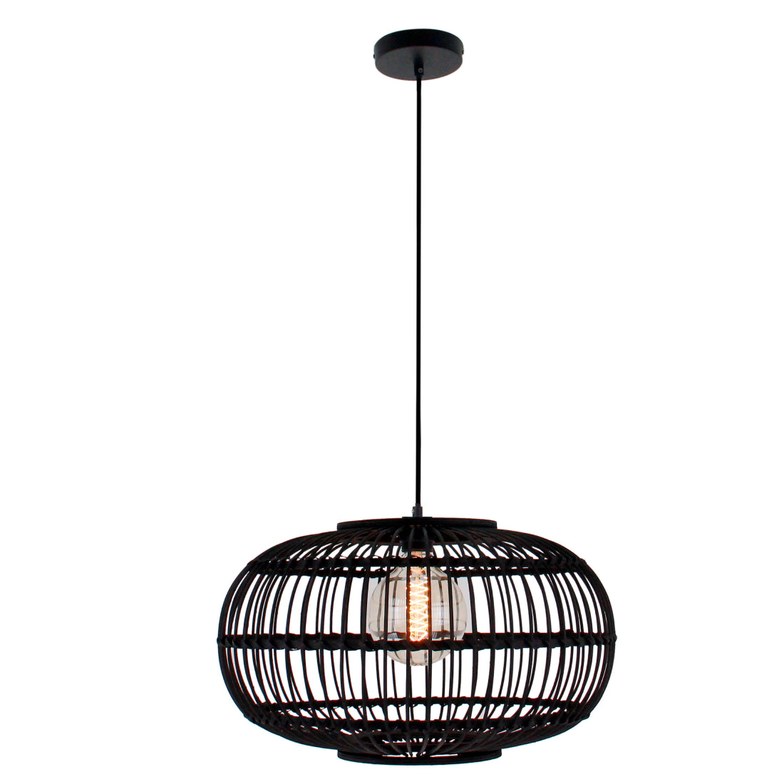 Deze zwarte Woven hanglamp heeft een modern design met een unieke uitstraling.