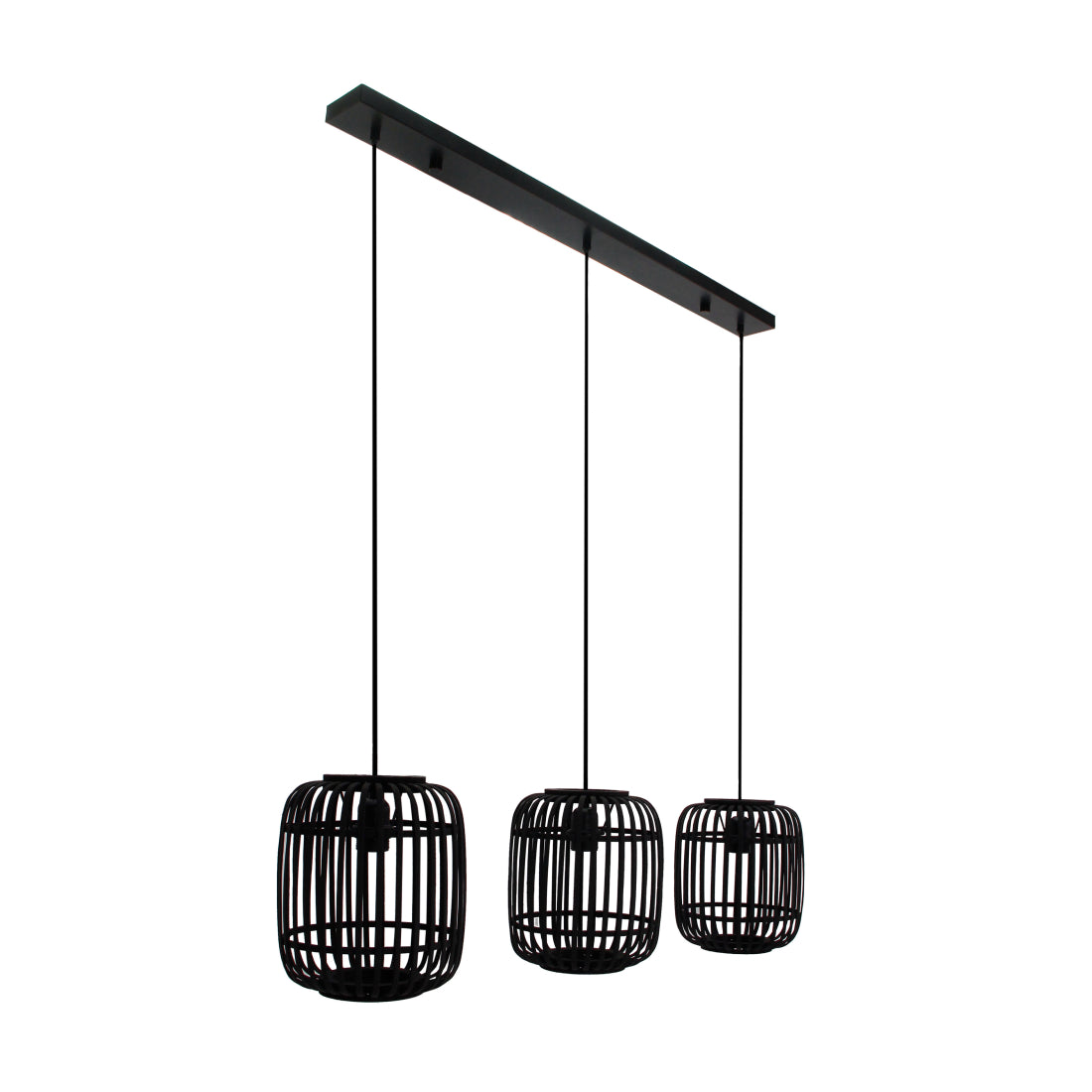 Gedetailleerde blik op de zwarte Woven hanglamp. Deze moderne lamp voegt een unieke charme toe aan elke ruimte.