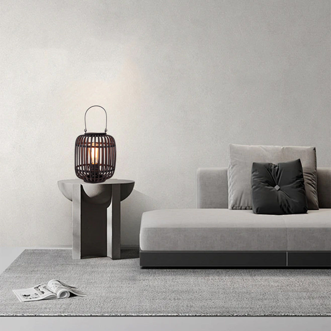 Deze zwarte Woven tafellamp voegt een moderne uitstraling toe aan je interieur. Perfect voor sfeervolle avonden aan tafel.